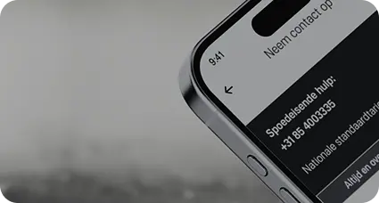 Mockup met contactinformatie en spoednummer 085-4003335 van The Law Firm.